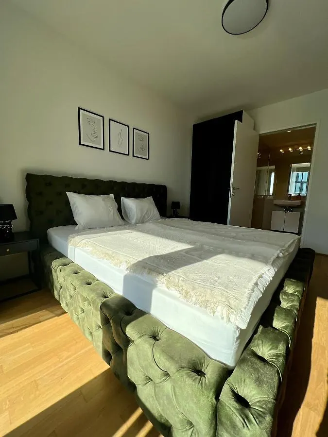 Apartment The View-16.13 Quartier Belvedere Vienna